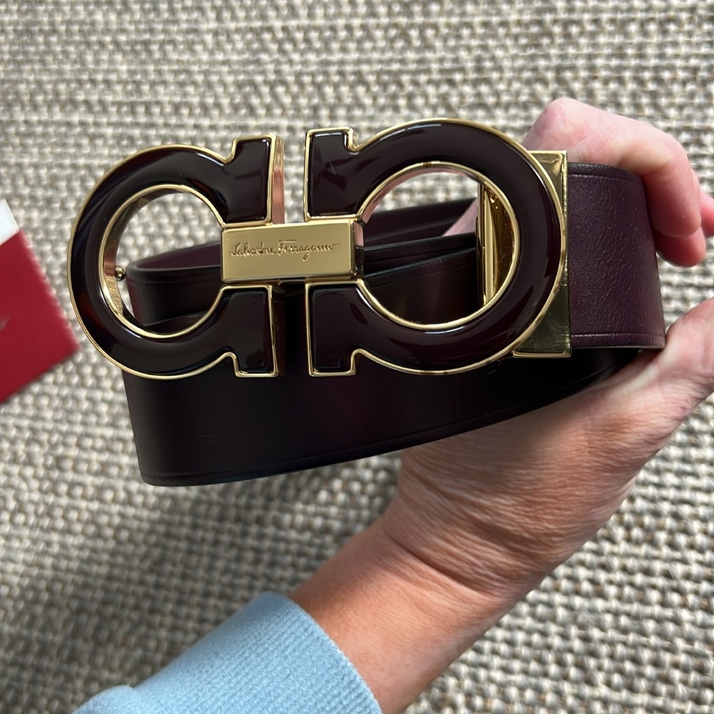 Salvatore Ferragamo maroon leather large logo belt gold buckle size 38